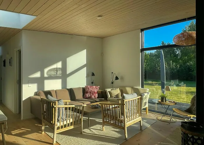Modern House In ジルレジェ