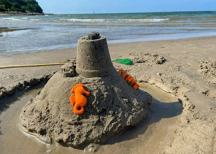 Ferienhaus Modern House In *